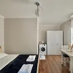 Meta Apartment *
