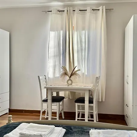 Meta 公寓 地拉那